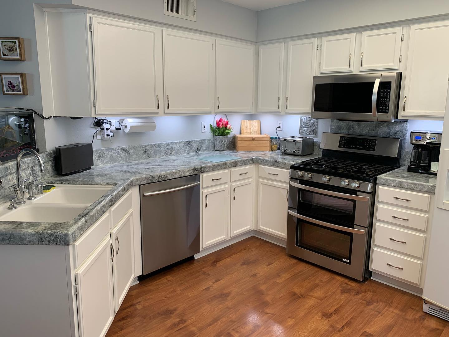 Kitchen cabinets